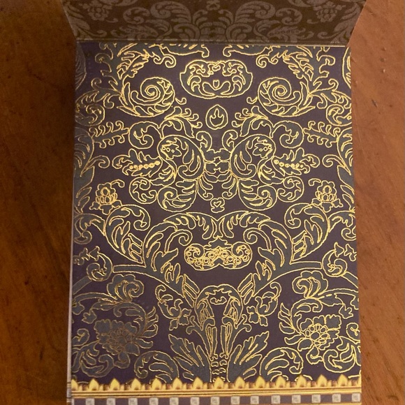 Note pad with R initial stone, medieval pattern gold black - Picture 4 of 8